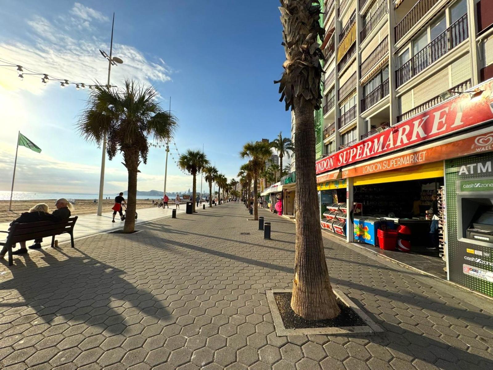 Las Damas Benidorm Eksteriør billede